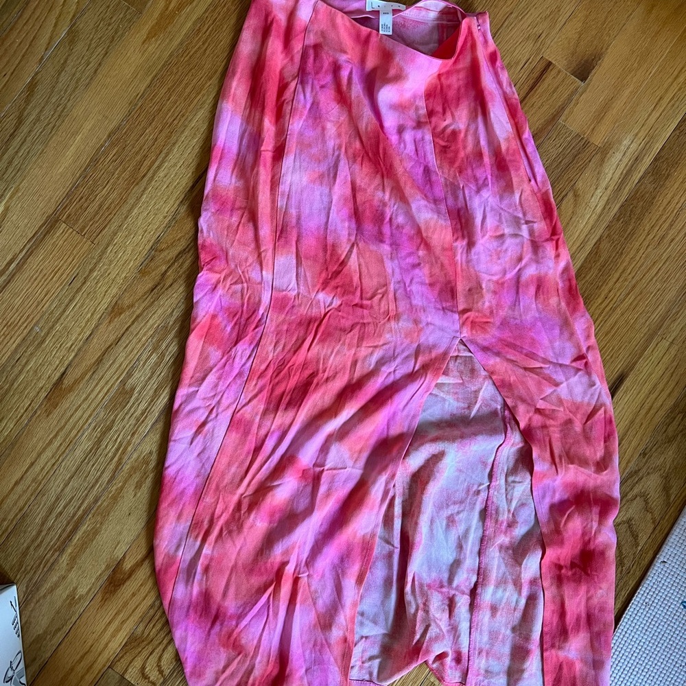 Skirt - Picture 3 of 4